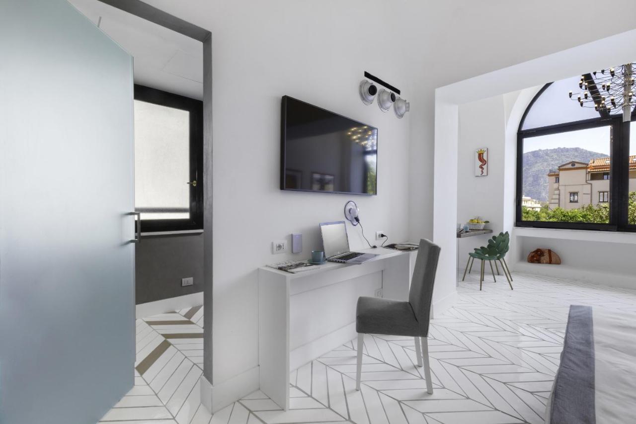 Estate4Home - Iommella Luxury Rooms 상트아그넬로 외부 사진